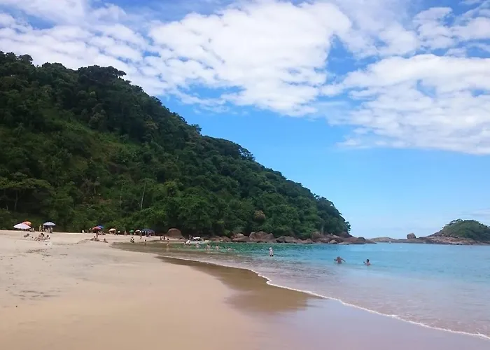 Apartamento com churrasqueira ar condicionado na Praia Grande Ubatuba
